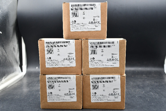 Siemens PLC I/O Module for use with SIMATIC S7-1200 Series, 100 x 45 x 75 mm, Analogue, Analogue, TM3, 24 V dc, SIMATIC supplier